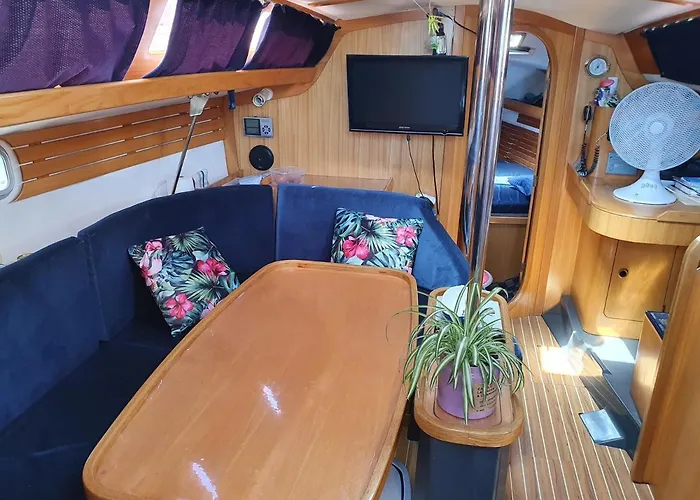 Botel Voilier Calypso La Rochelle (Charente-Maritime)