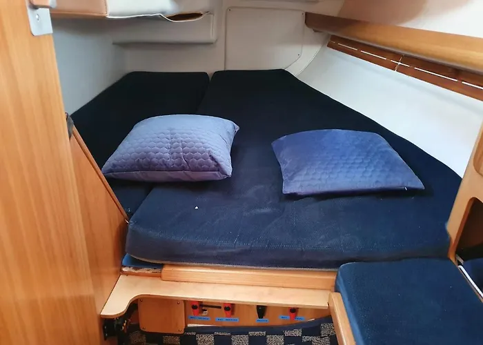 Voilier Calypso La Rochelle (Charente-Maritime)